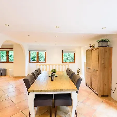Spacious Wooden With Infra-red Sauna At Veluwe *