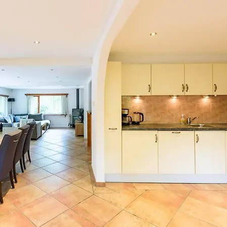 Spacious Wooden With Infra-red Sauna At Veluwe *